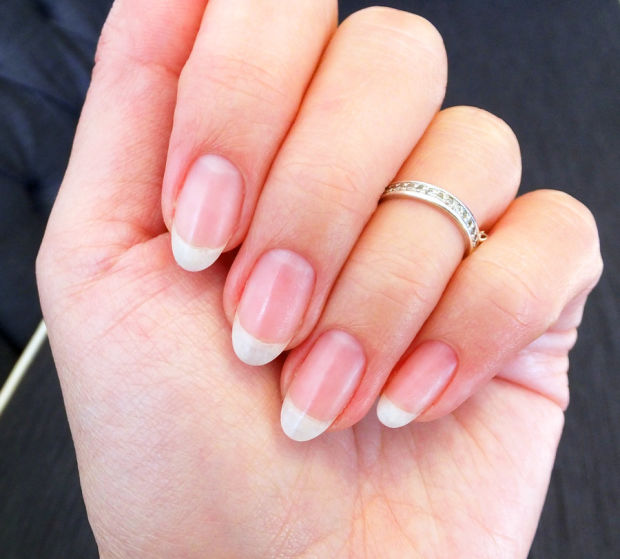 Natural shaping of nails
